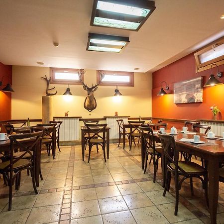 Hostal Los Canteros Golmayo Exterior foto
